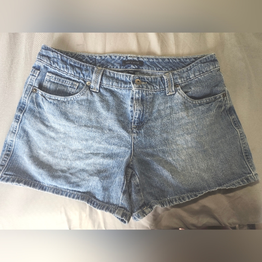 Tommy Hilfiger Denim Shorts Size 10